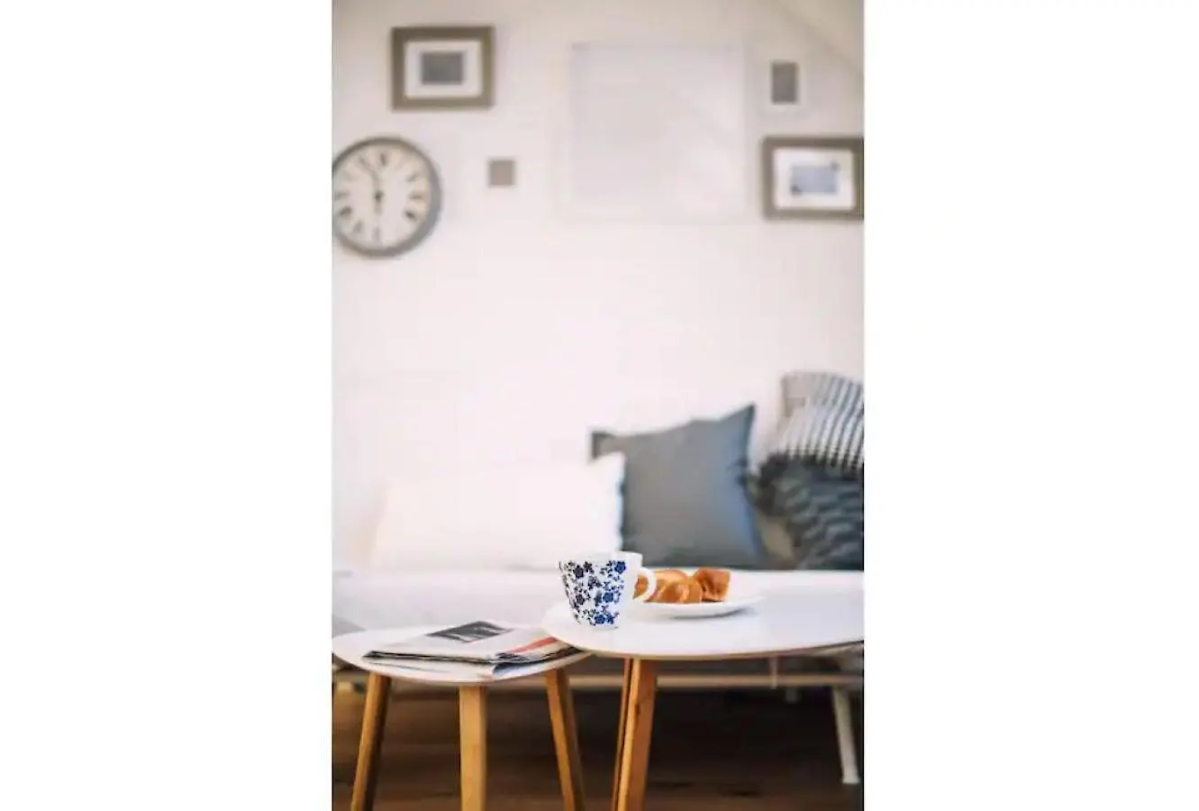 1 - Bedroom Apartment - 11 Pilsudskiego Street Cracovia